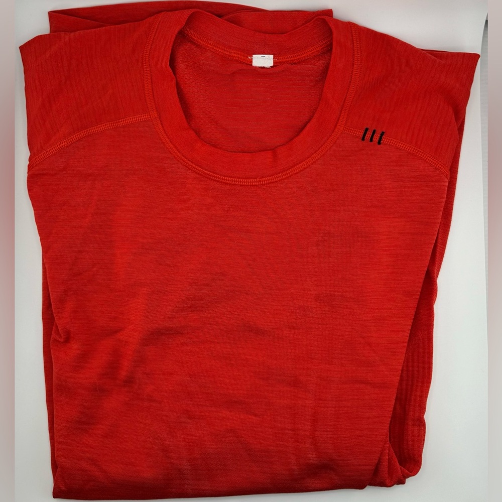 Lululemon Metal Vent Tech LS